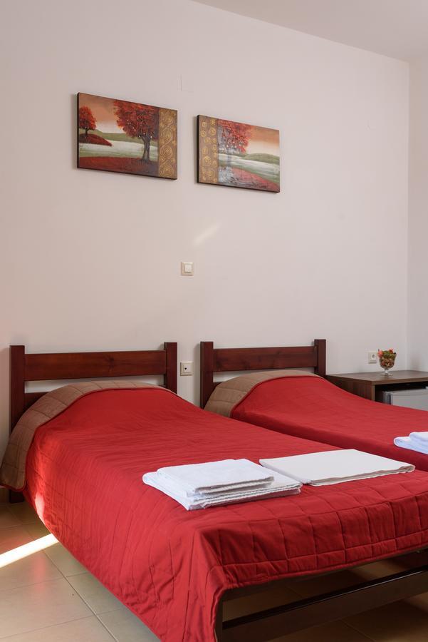 Elpidis Villa Kokkinos Pirgos Buitenkant foto