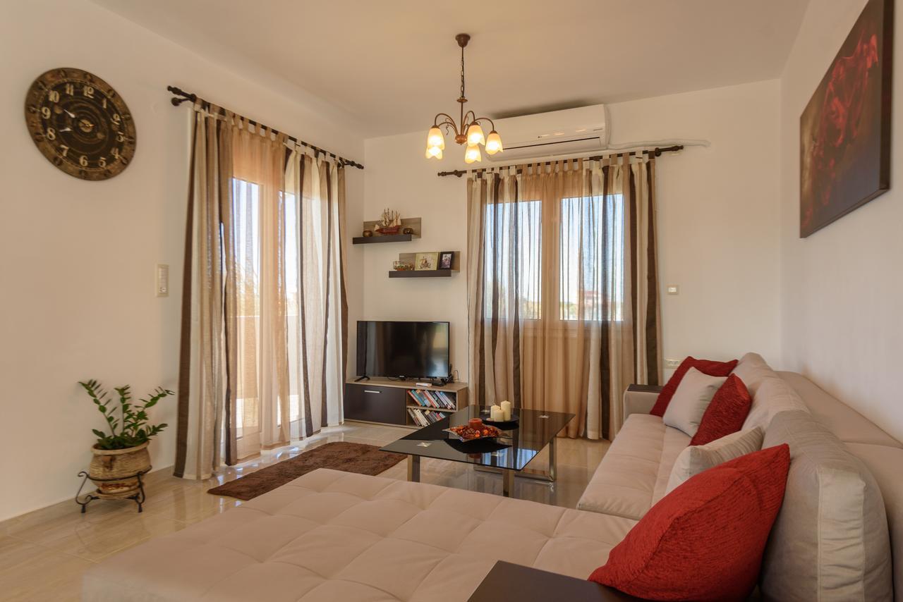 Elpidis Villa Kokkinos Pirgos Buitenkant foto