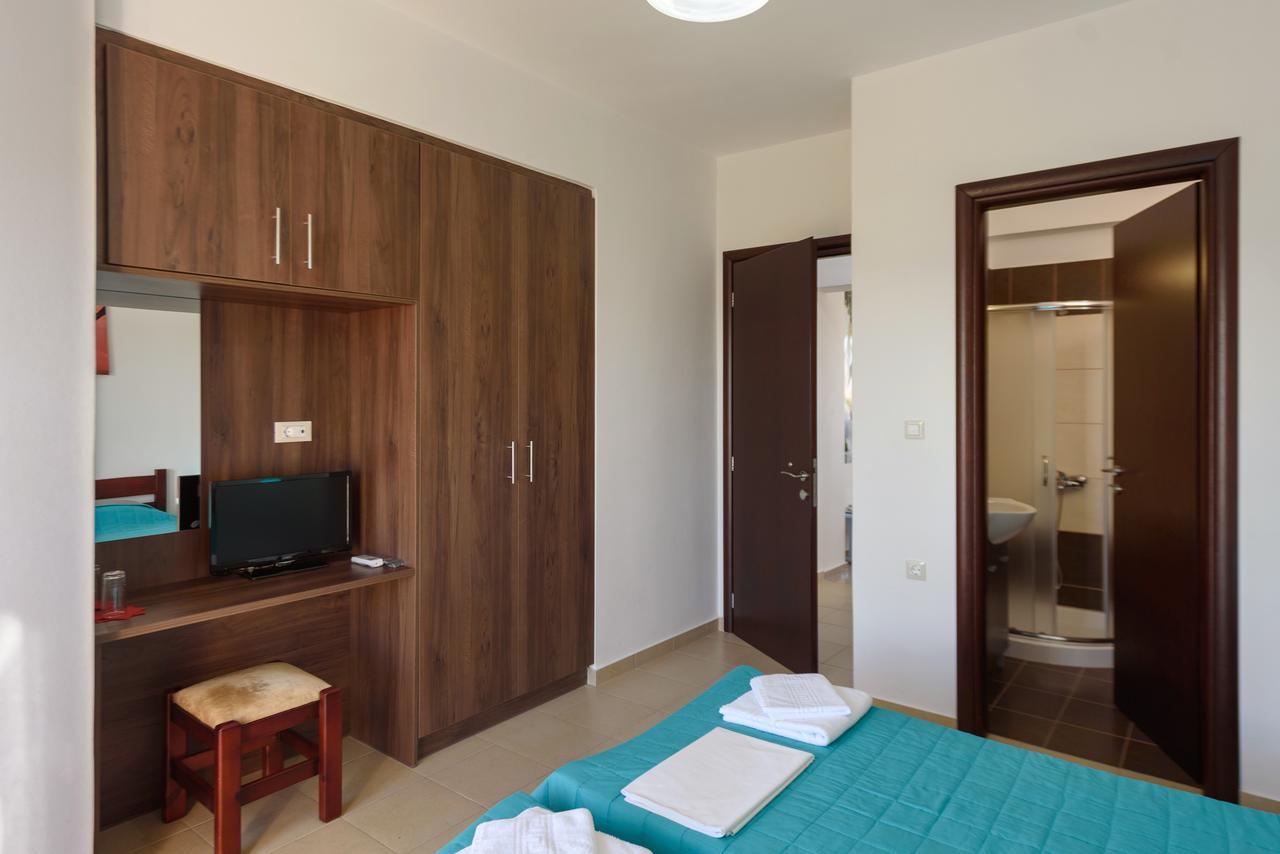 Elpidis Villa Kokkinos Pirgos Buitenkant foto